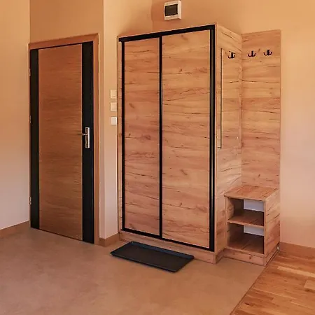 Jezowa Woda Osrodek Wypoczynkowy Palmiarnia I Resort