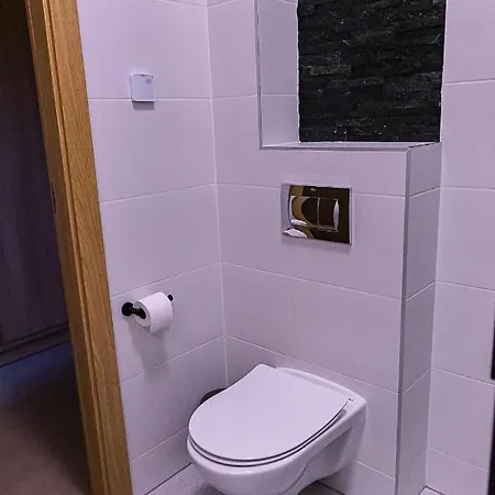 Jezowa Woda Osrodek Wypoczynkowy Palmiarnia I Przyszowa (Limanowa)