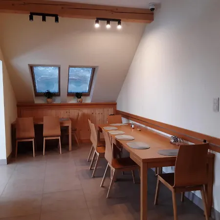 Jezowa Woda Osrodek Wypoczynkowy Palmiarnia I Resort